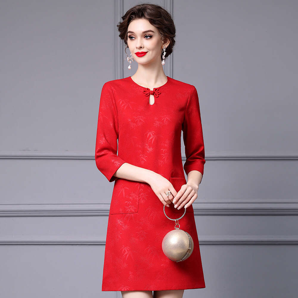 New Year Red Guofeng A-line skirt High grade Chinese knot Dracaena sanderiana embossed dress Autumn 2024