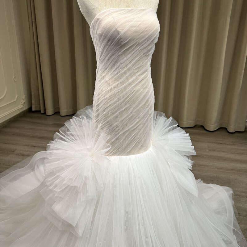2024 new bandeau pleated simple style white fishtail skirt wedding toast