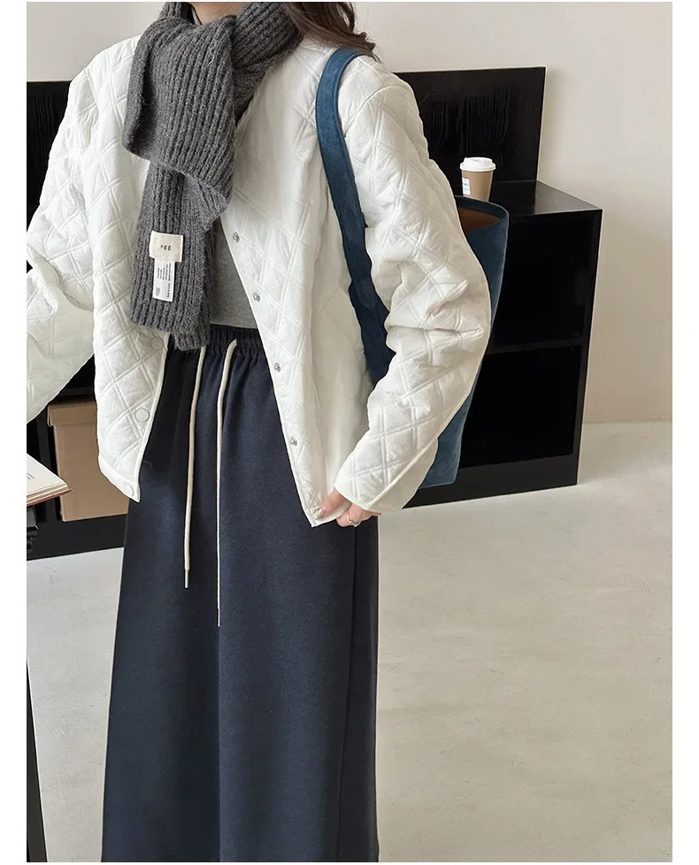 Autumn and winter womens light cotton coat short Korean style round neck diamond check jacket for women 240930