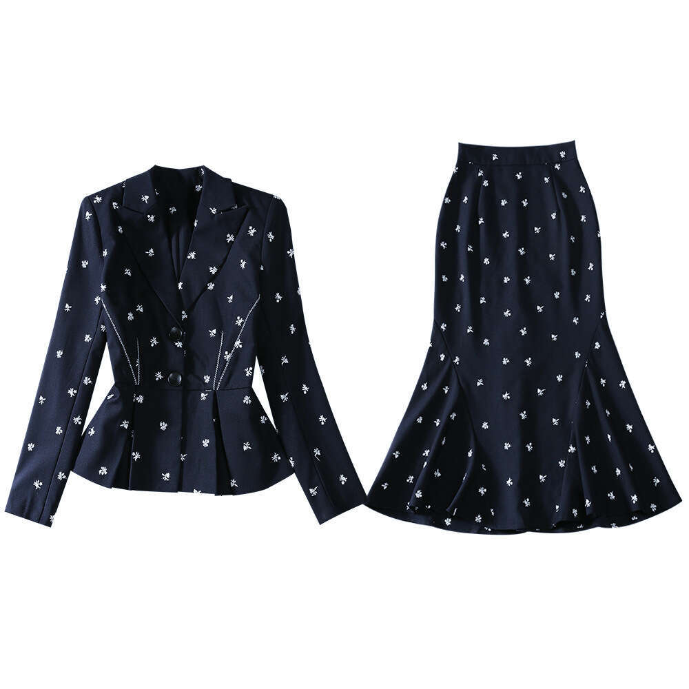 high-end embroidered suit jacket paired with a hip hugging fish tail skirt two-piece set 2024 autumn new item