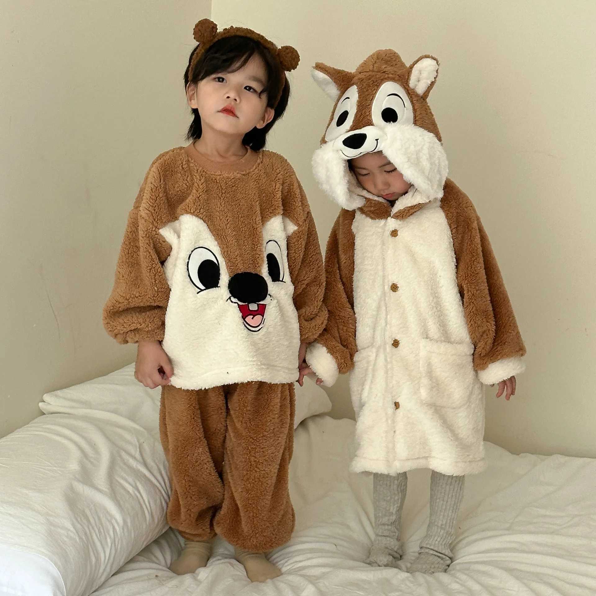 Pajamas Autumn Winter Childrens Boys Pajamas Long Haired Flannel Coral Childrens Girls Nightgowns 1-10 Years Baby 2PCS Home Clothes Set S2410127