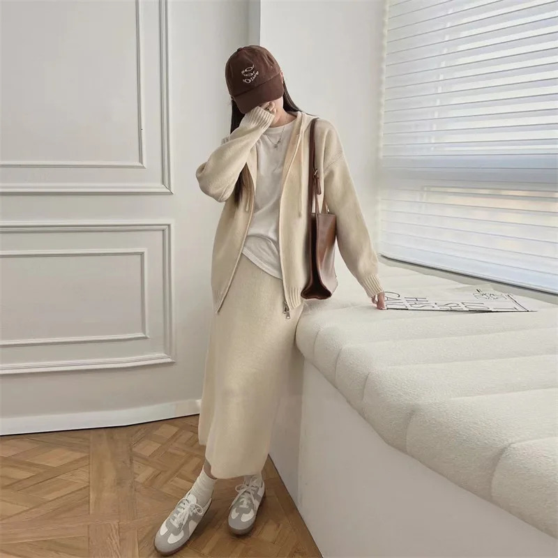 Korean Lazy Style Womens Knitted Sweater Casual Set Autumn Winter Hooded Zipper cardigan Top Knitted Long Skirt Two Piece Set 241011