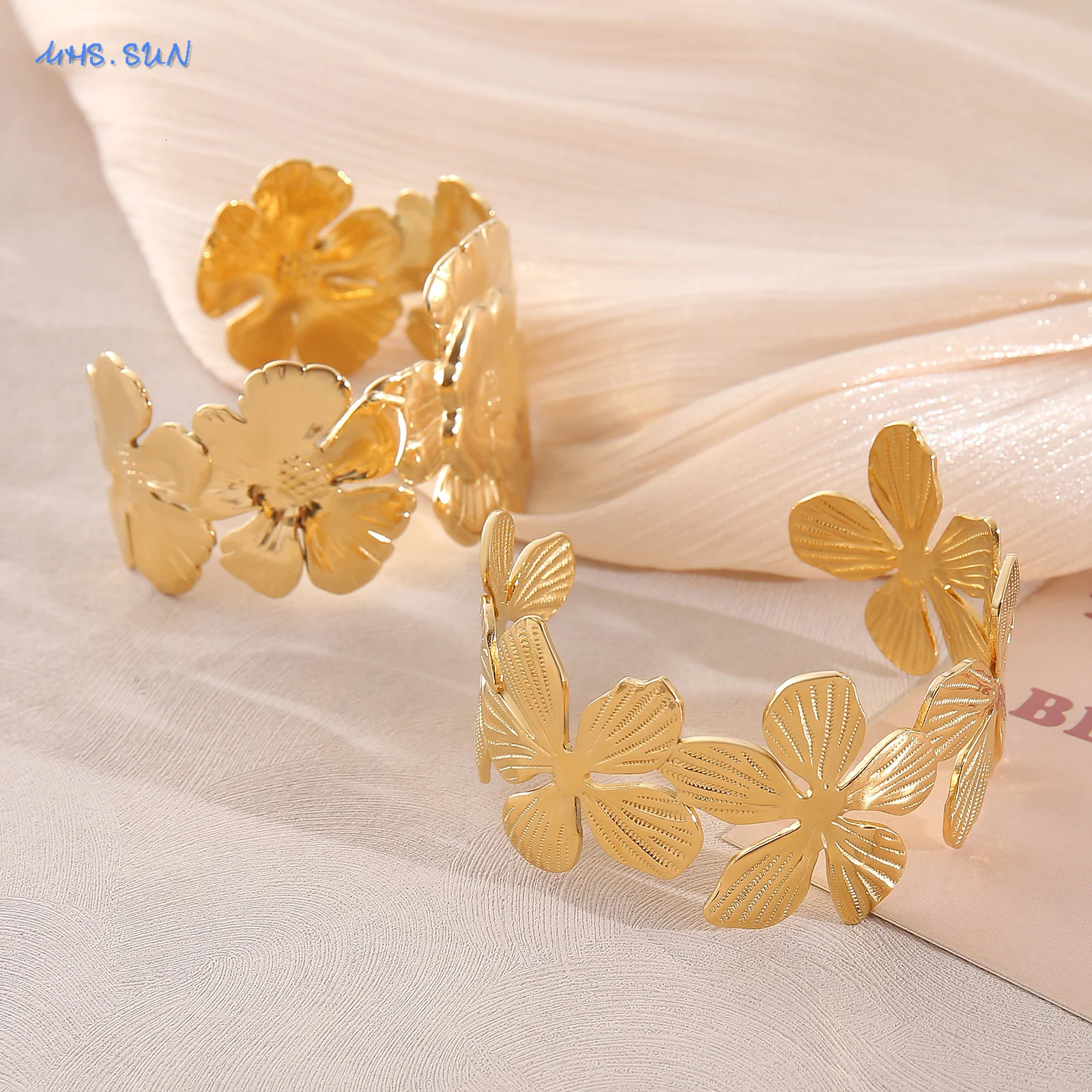 MHS. SUN elegant metal large flower wide opening bracelet suitable for women stainless steel gold-plated exquisite jewelry accessories 241007