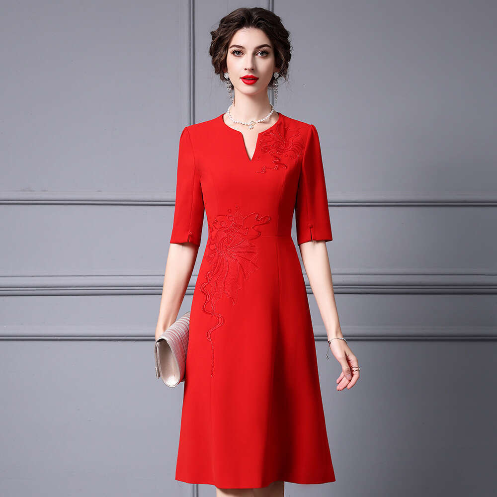 high-end temperament summer V-neck heavy embroidery high waist slimming banquet dress 2024 new style