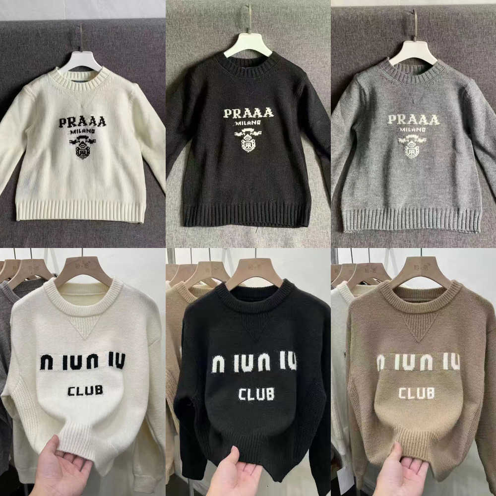 Knitwear Designer W… - image