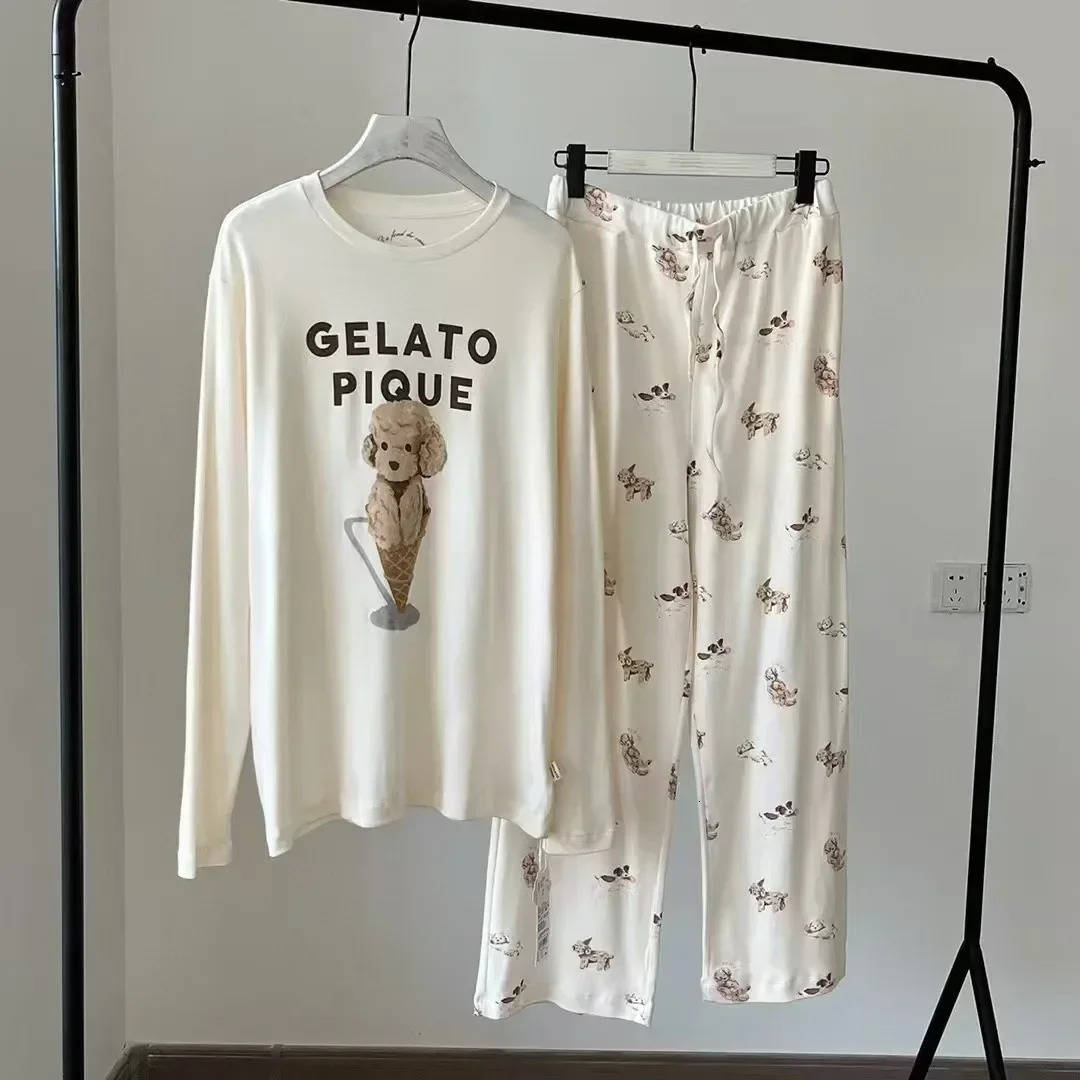 Room wearing womens autumn sleepwear set dog long sleeved Trouser 4065kg with label 241011