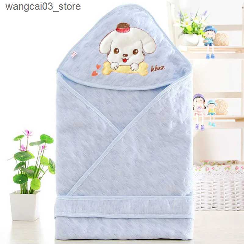 Blankets Swaddling Baby Blanket Swaddling Newborn Super Soft Cotton Square Envelop Swaddle Hooded Embroidery Parisarc Set Infant Bedding Blankets L240