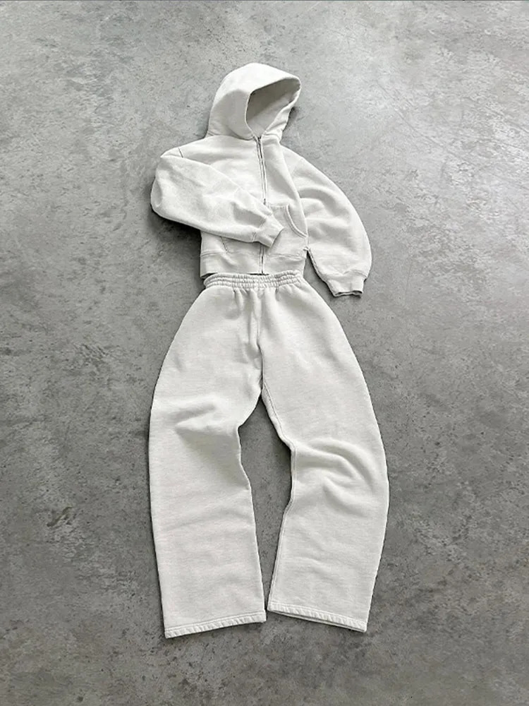 Fashionable Classic Y2k Hoodie Straight Pants 2piece Set Mens Retro Street Style Autumn Sweatshirt Harajuku Sweatpants 241008