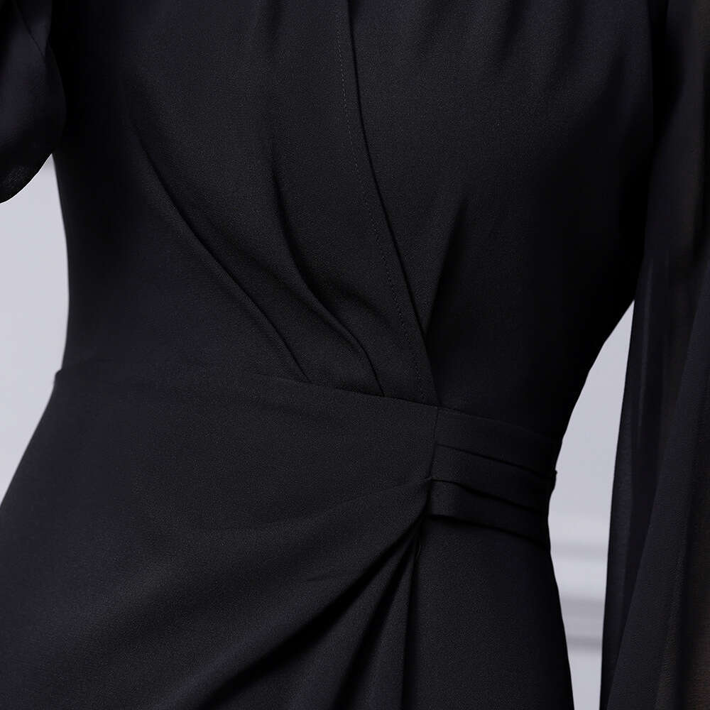black niche design pleated waist slimming long sleeved chic slit dress 2024 autumn new item