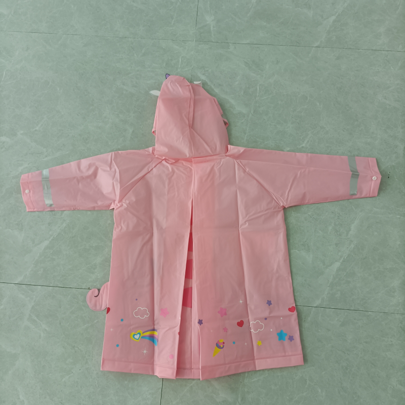 Creative cartoon children's raincoat, inspiring children's unlimited imagination