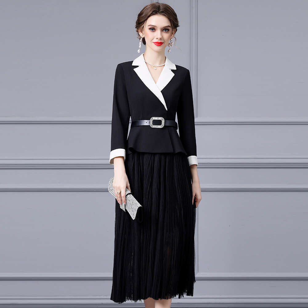 black and white contrasting suit splicing mesh fake two-piece large swing dress temperament goddess style 2024 autumn new item