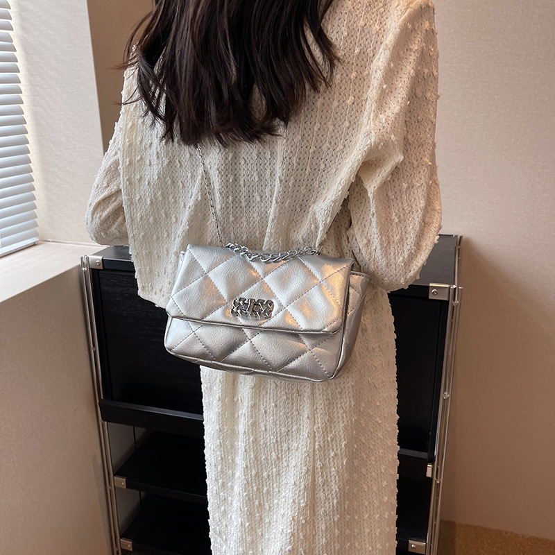 This year's popular small for women, new fashionable women's crossbody bags, simple and casual shoulder bags