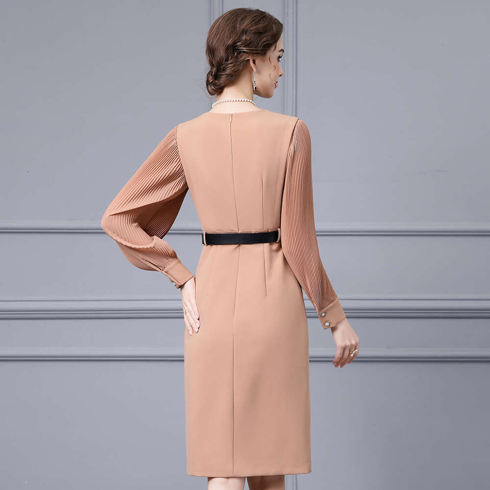Smart and stylish commuting pleated patchwork long sleeved waist cinched lace up dress with wrapped buttocks high-end brand 2024 autumn new item