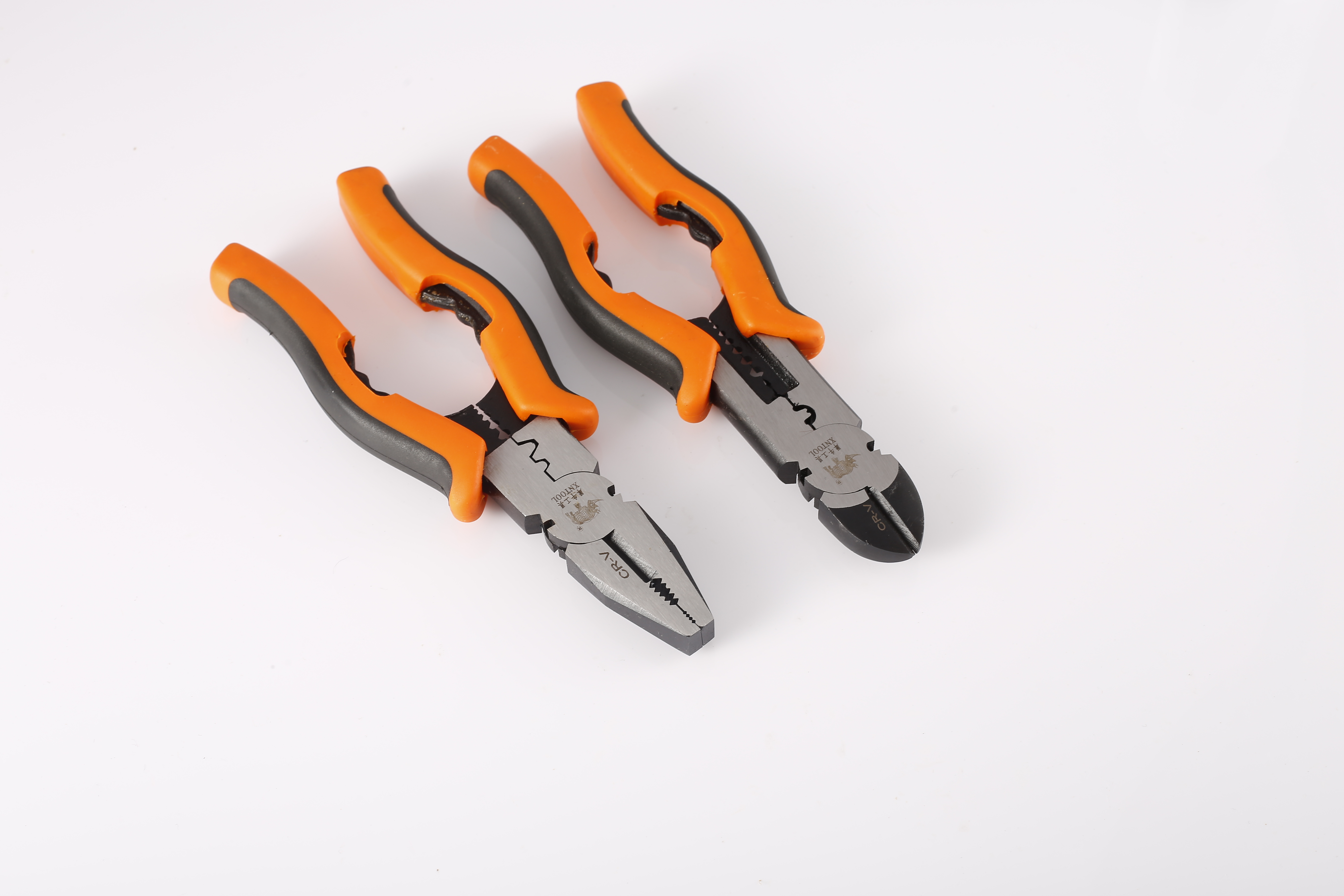 Multi functional 8-inch wire pliers with slanted mouth