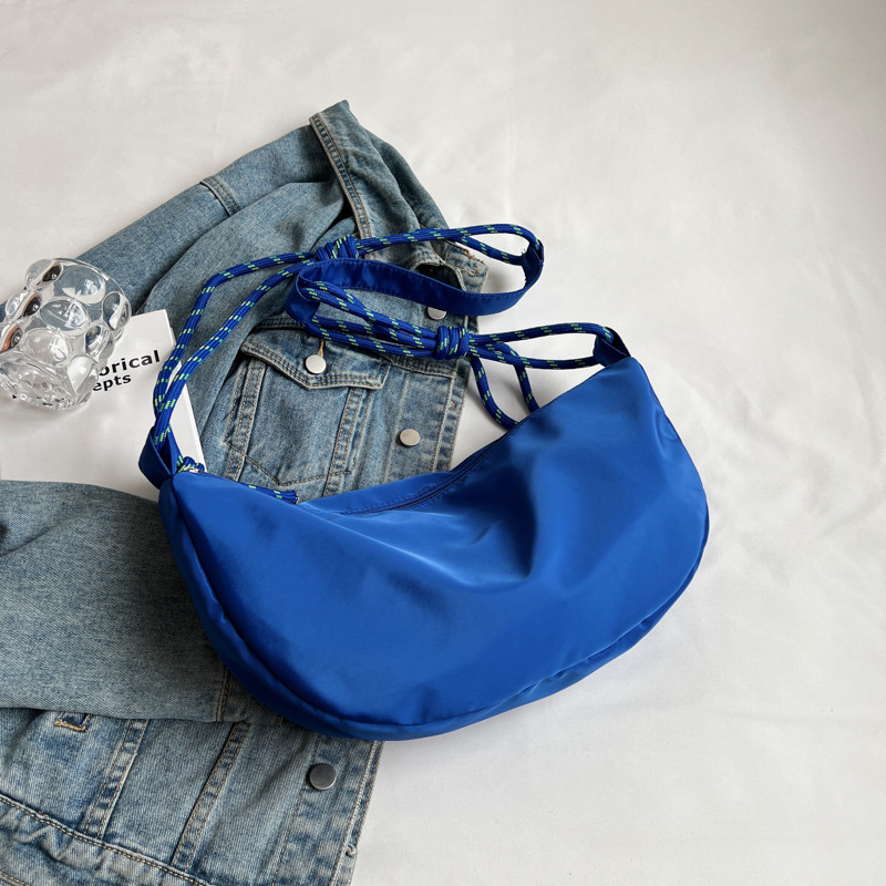 new trendy brand crossbody for men and women, casual sports dumpling women's large capacity shoulder bag, commuting bag