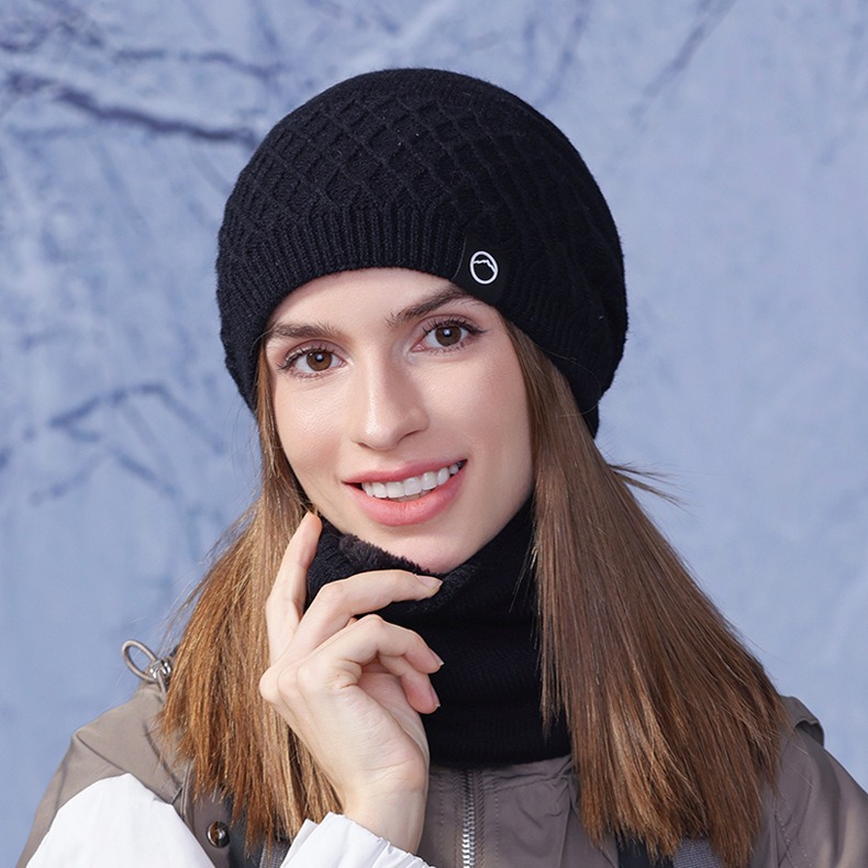 Winter Warm Hat Scarf Two-piece Set European and American Fashion Knitted Pullover Hat with Velvet Ear Protection and Anti Cold Woolen Hat for Women