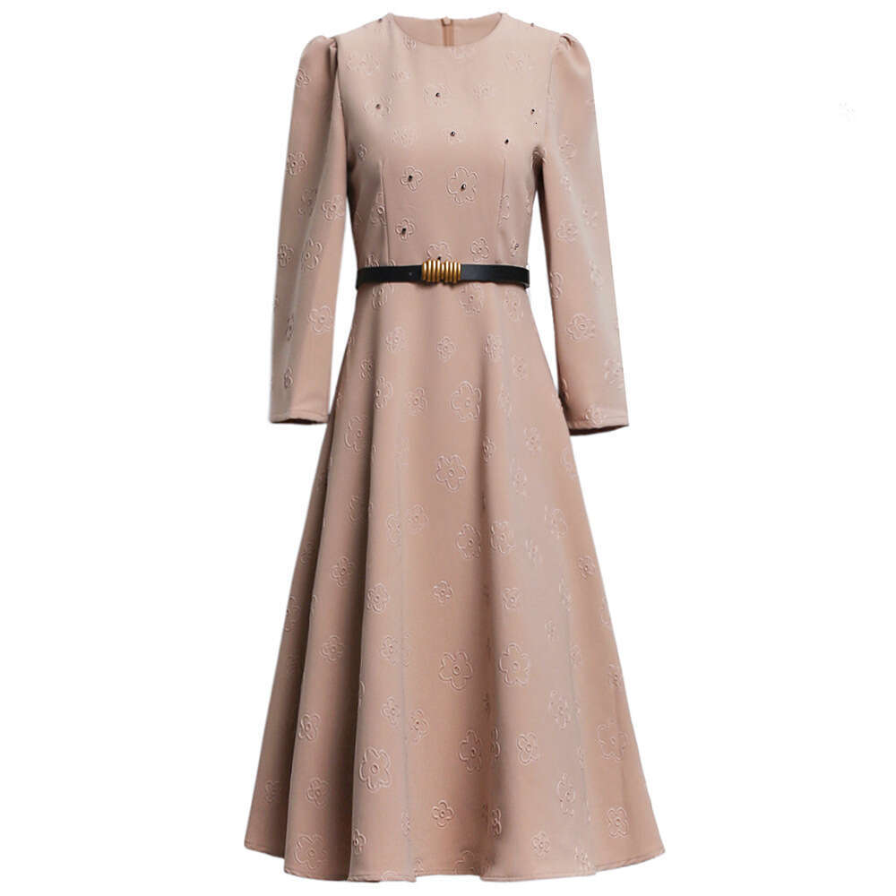 Smart and slimming A-line skirt 2024 new seven quarter sleeve exquisite jacquard high-end temperament dress autumn