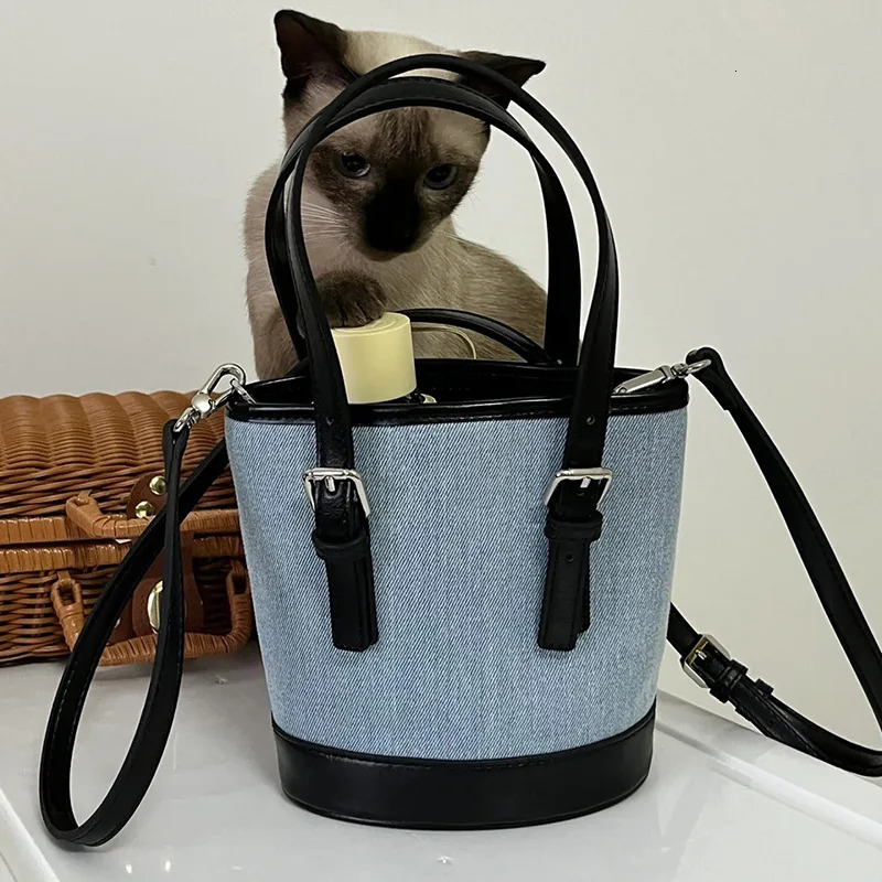 Small custom denim splicing bucket bag autumn and winter Korean version handheld shoulder bag horizontal womens bag 241008