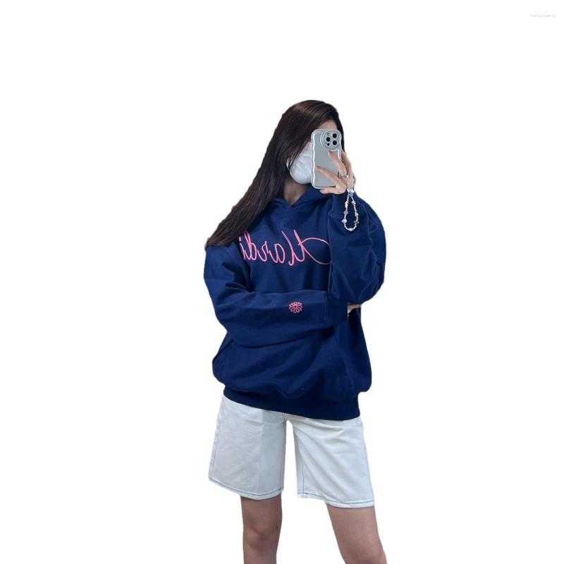 Cozy Women's Hoodies: Embroidered Daisy Autumn Winter Sweater Towel