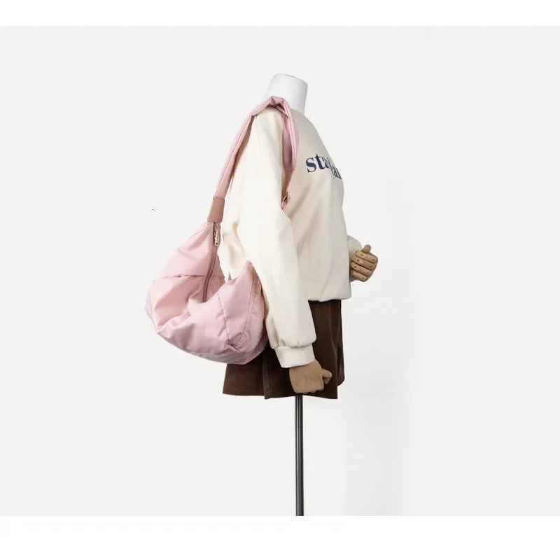 Korean style womens shoulder homeless bag large nylon casual cross body armpit bag womens pleated sling bag 241008
