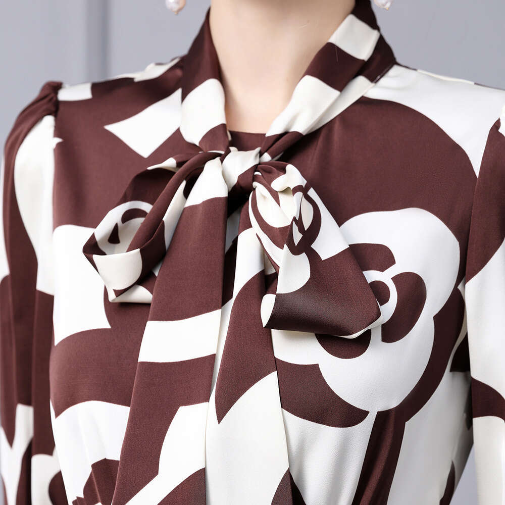 Smart and mature imperial style dress 2024 new bow tie strap splicing fake two-piece hip hugging fish tail skirt autumn