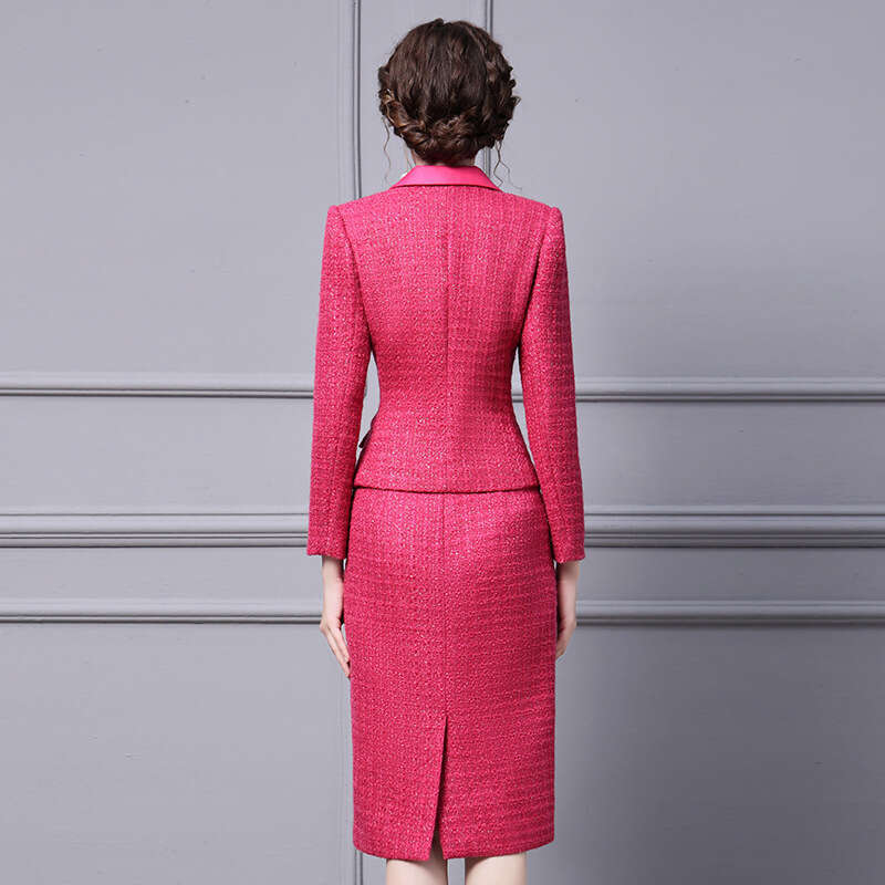 Autumn Womens 2024 New Set High Grade Small Fragrant Style Coarse Floral Coat Hip Wrapping Skirt 3-Piece Set