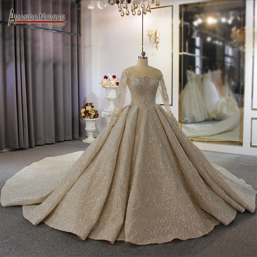 Dubai Wedding Heavy Beading With Long Sleeves Bridal Dress 100% Real Work High Quality
