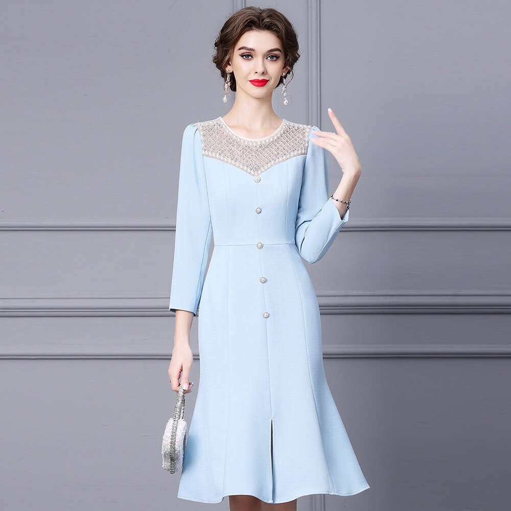 2024 autumn new handmade pearl decoration luxurious and atmospheric black slimming elegant temperament dress