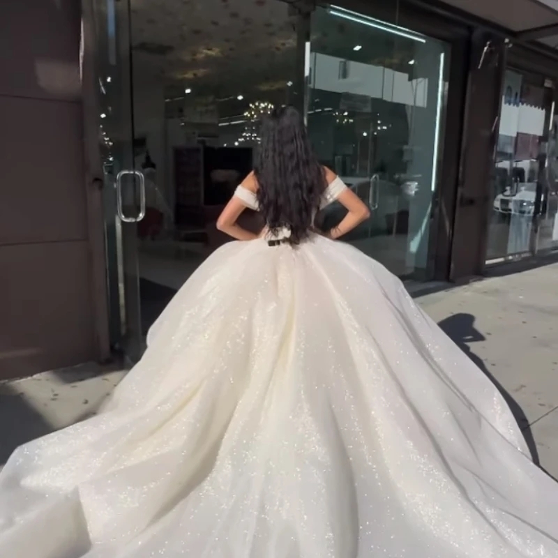 Sparkly Ivory Quinceanera Dresses Sequined Off The Shoulder Ball Gowns Party Birthday Dress Applique LAce Vestidos De 15 Anos Sweet 16 Dress
