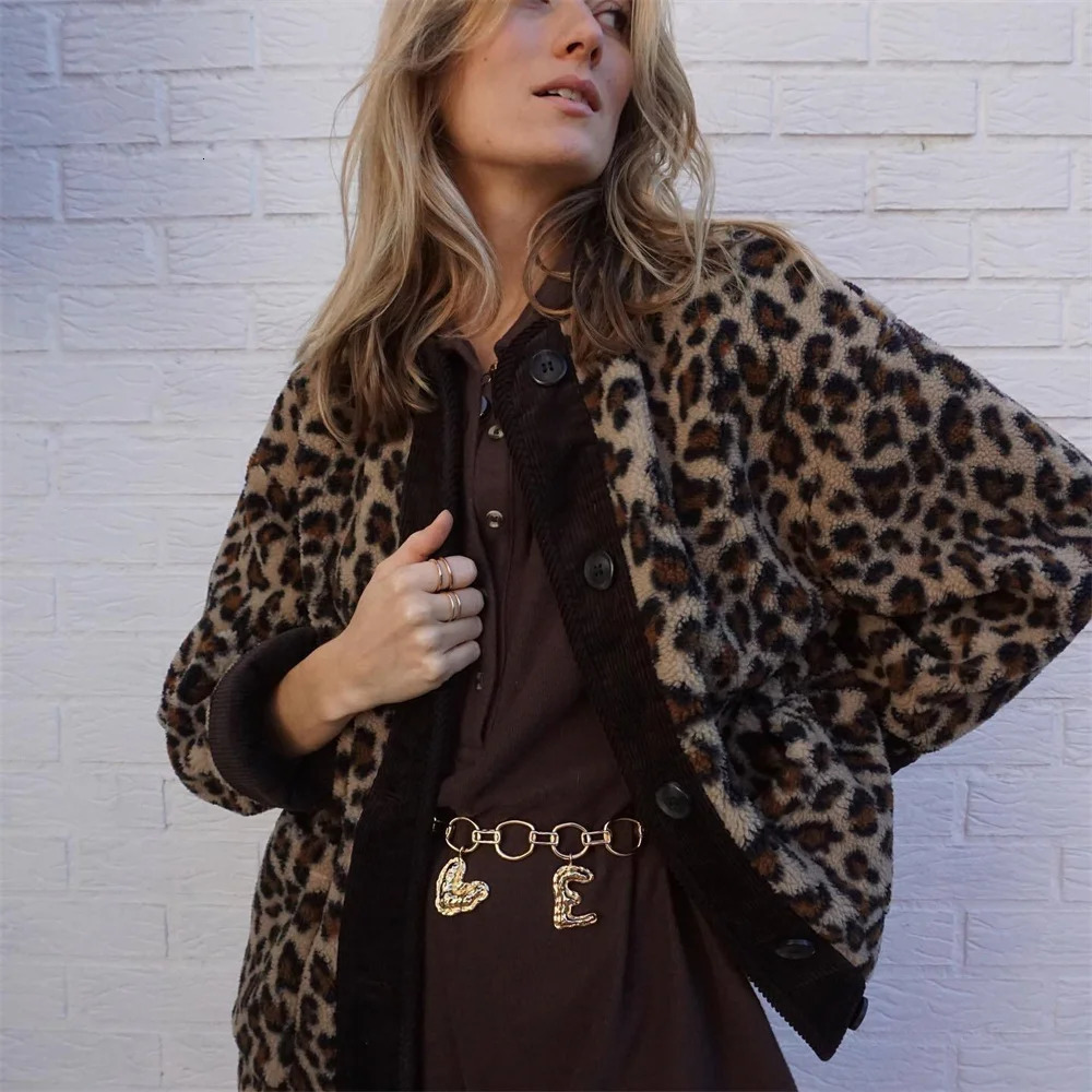 Womens fashion unique round neck single chest leopard print cashmere coat 241007