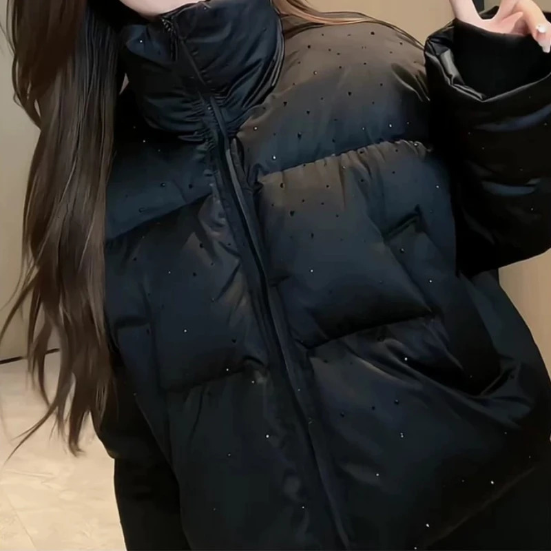 Womens stand up collar inflatable jacket thick loose jacket Rhinestone trend high-end jacket winter 241009