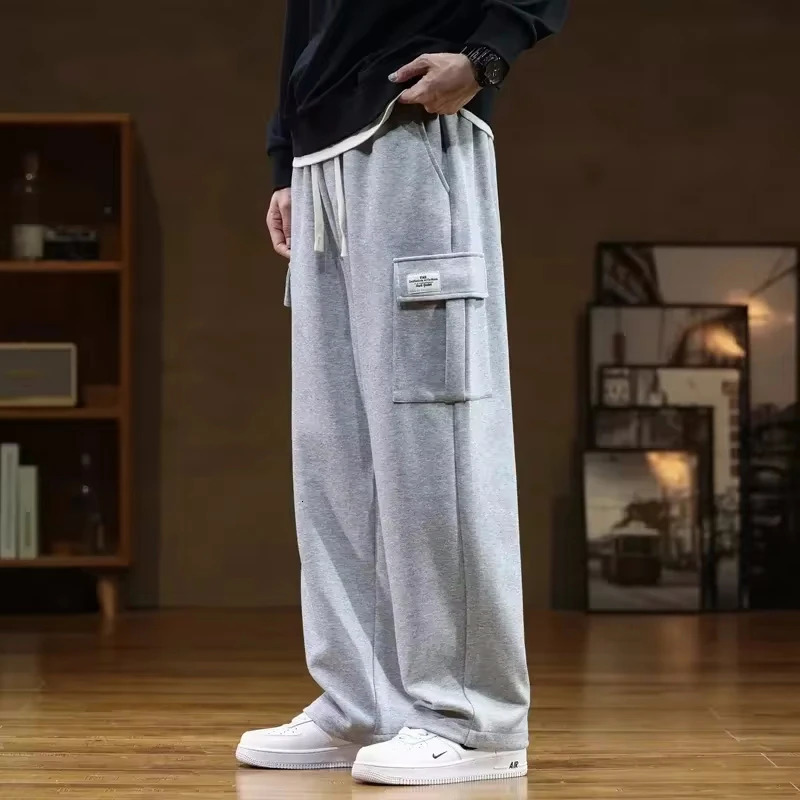 Autumn Sweatpants Cotton Men Baggy Joggers Cargo Pants Korean Neutral Breathable Loose Outdoor Solid color Wide legged Trousers 241009