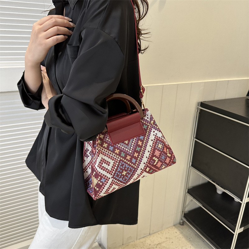 New Fashionable Handbag Korean Edition Crossbody Women's Casual Simple Trendy Shoulder Bag