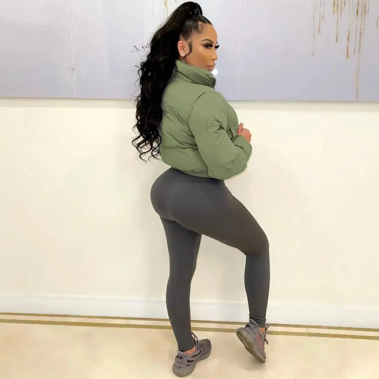 Winter Solid Down Jacket Women Elegant Black Zipper Thick Warm Short Parkas Coats Outwear Female Cotton Crop Top Jackets 241011