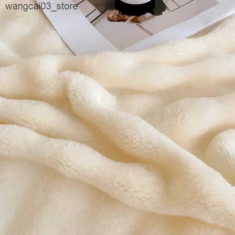 Blankets Swaddling New Imitation Rabbit Plush Autumn Warm Blanket for Bed Soft Fluffy Skin-friendly Throw Blankets for Sofa Lap Warmth Bed Sheets L240