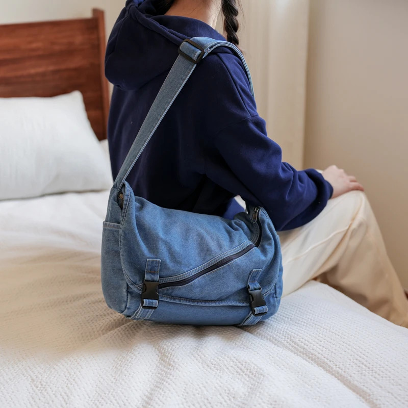 Neutral blue denim shoulder bag large capacity canvas casual cross body bag pure cotton bag pure cotton bag 241008