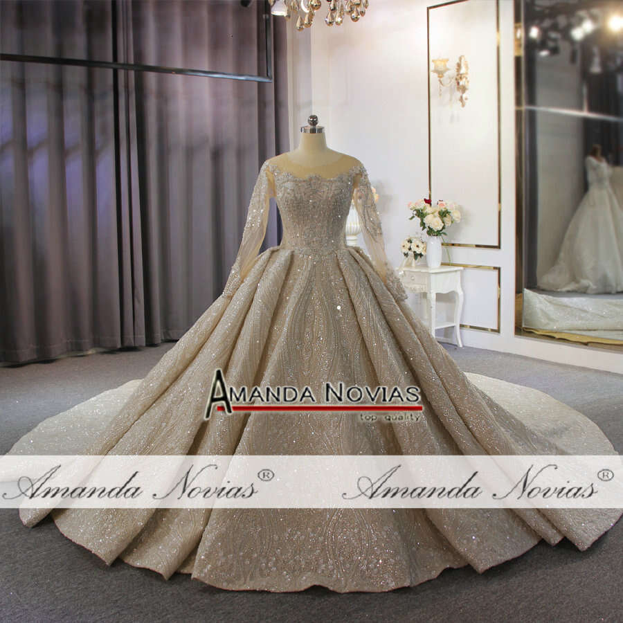 Dubai Wedding Heavy Beading With Long Sleeves Bridal Dress 100% Real Work High Quality