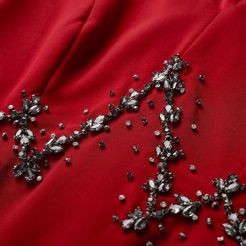 Smart red dress with a ladylike temperament new 2024 autumn outfit heavy industry nail drill knee over hip skirt