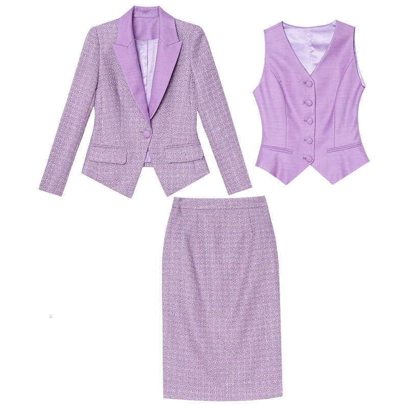 Autumn Womens 2024 New Set High Grade Small Fragrant Style Coarse Floral Coat Hip Wrapping Skirt 3-Piece Set