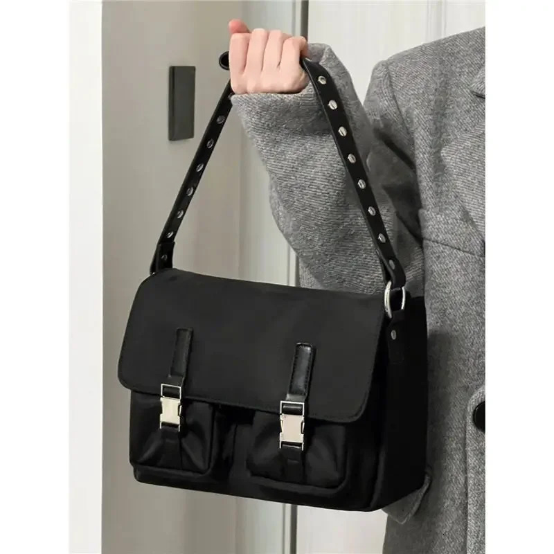 Miyagawa Korean Postman Bag Nylon Canvas Bag Womens Fashion Handheld Motorcycle Version Single Shoulder Work Clothes Bag 241008