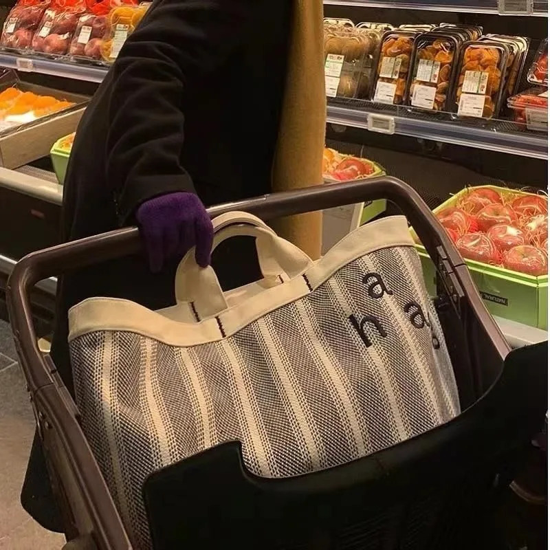 Korean wallet casual and simple INS style embroidered letter handbag used for handling large capacity canvas bags 241008