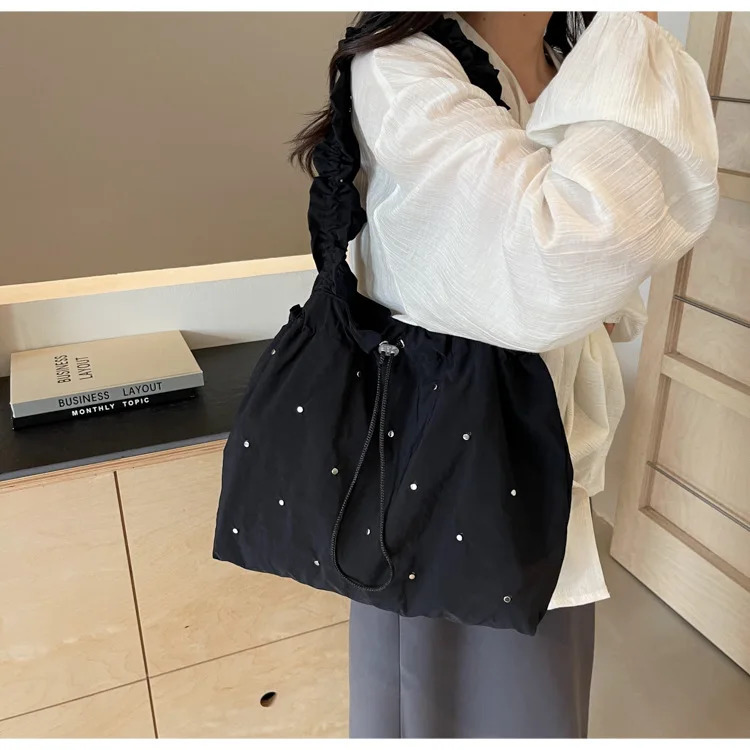 Womens summer canvas bag Korean pleated handbag white shoulder bag Strandtache Handtasche Damen Torebka Na Rami gift 241008