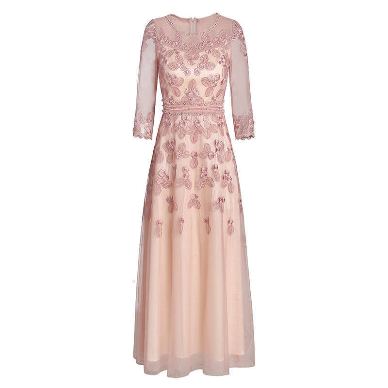 slimming fairy long 2024 autumn new embroidered womens style plus size party dress