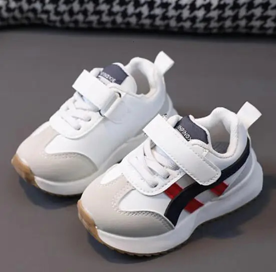 Childrens leisure sports shoes fashion breathable boys leather running shoes childrens sports shoes spring and autumn baby walking shoes 241008