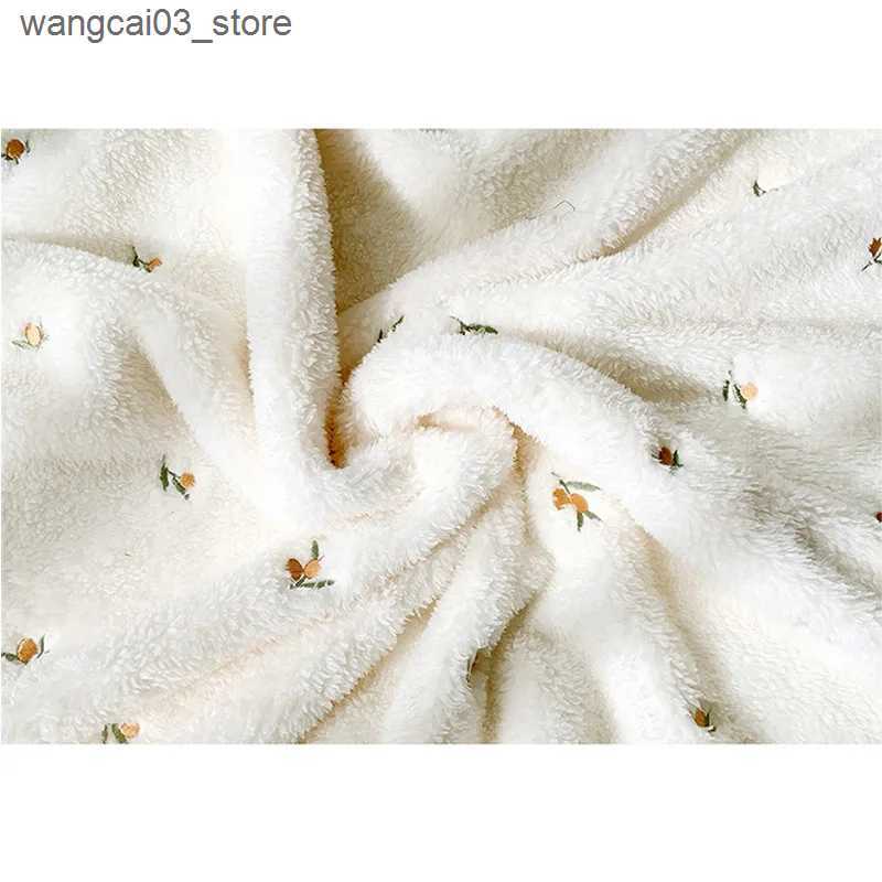 Blankets Swaddling Soft Flannel Baby Blanket for Newborn Stroller Coral Fleece Warm Infant Babies Accessories Swaddle Wrap Blanket Bedding Cover L2409