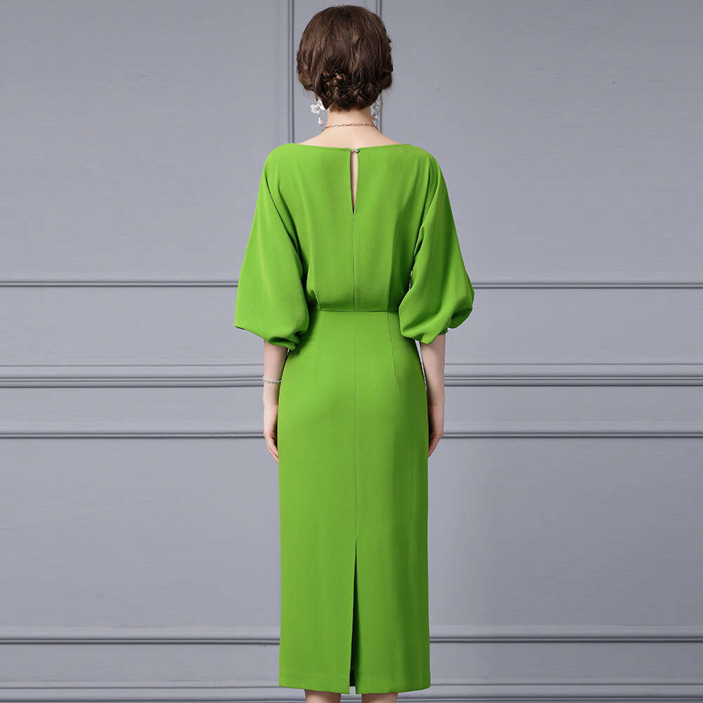 High end Light Luxury 2024 New Womens Autumn Banquet One neck Bat Sleeve Long Dress Skirt