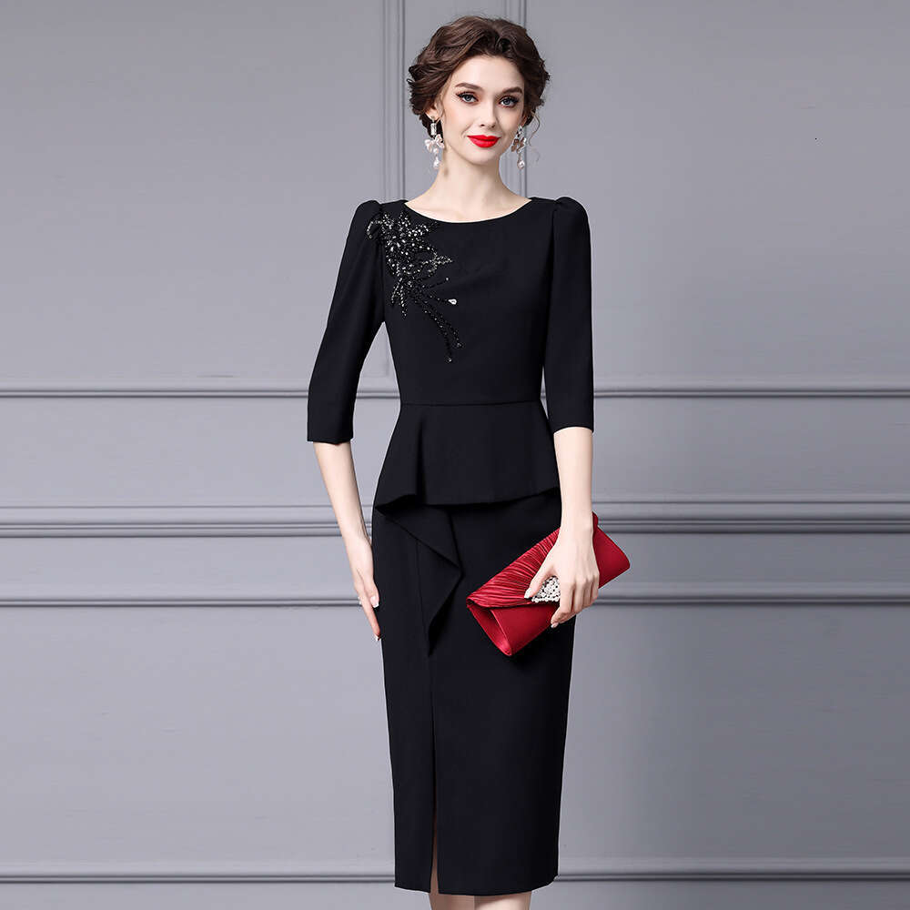 high-end light luxury temperament heavy industry nail bead lotus leaf edge splicing bubble sleeve wrapped hip skirt dress 2024 autumn style