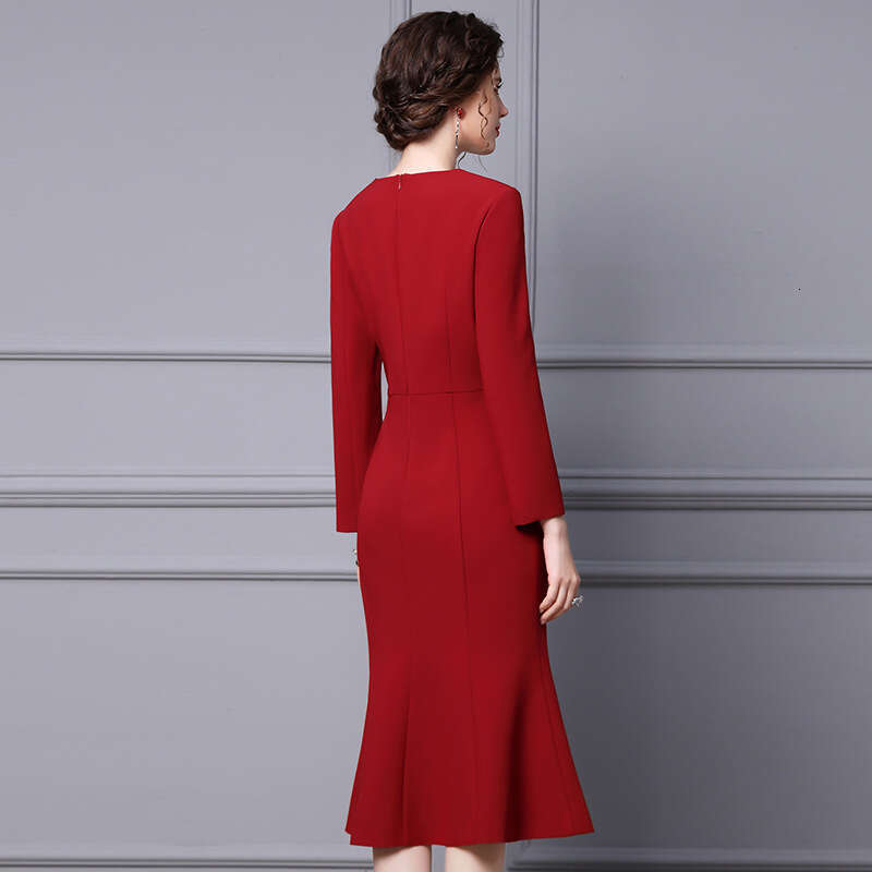 long sleeved dress for women 2024 new high-end party nail bead wine red slim fit mid length fishtail skirt