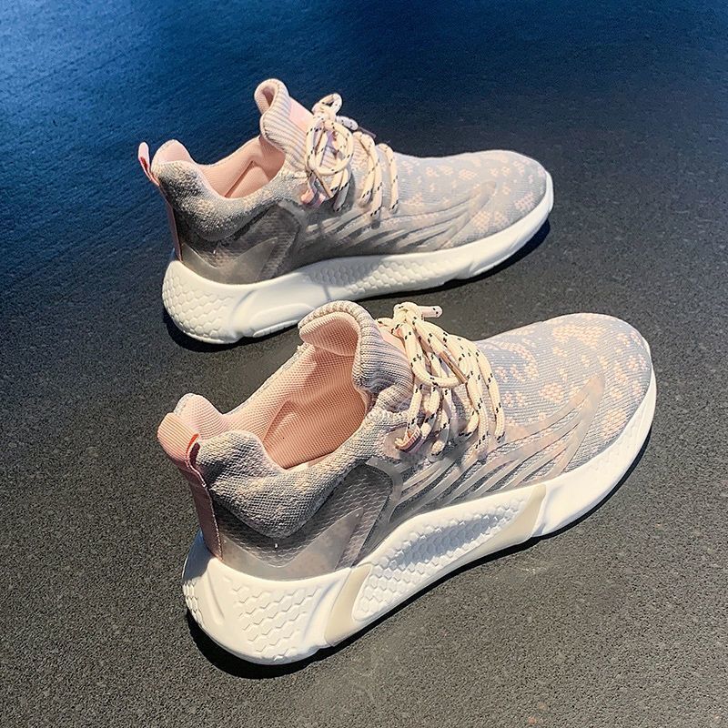 Guan Xiaotong's Korean version of women's fitness and sports 2024 new designer shoes, soft and breathable casual running shoes, have become 