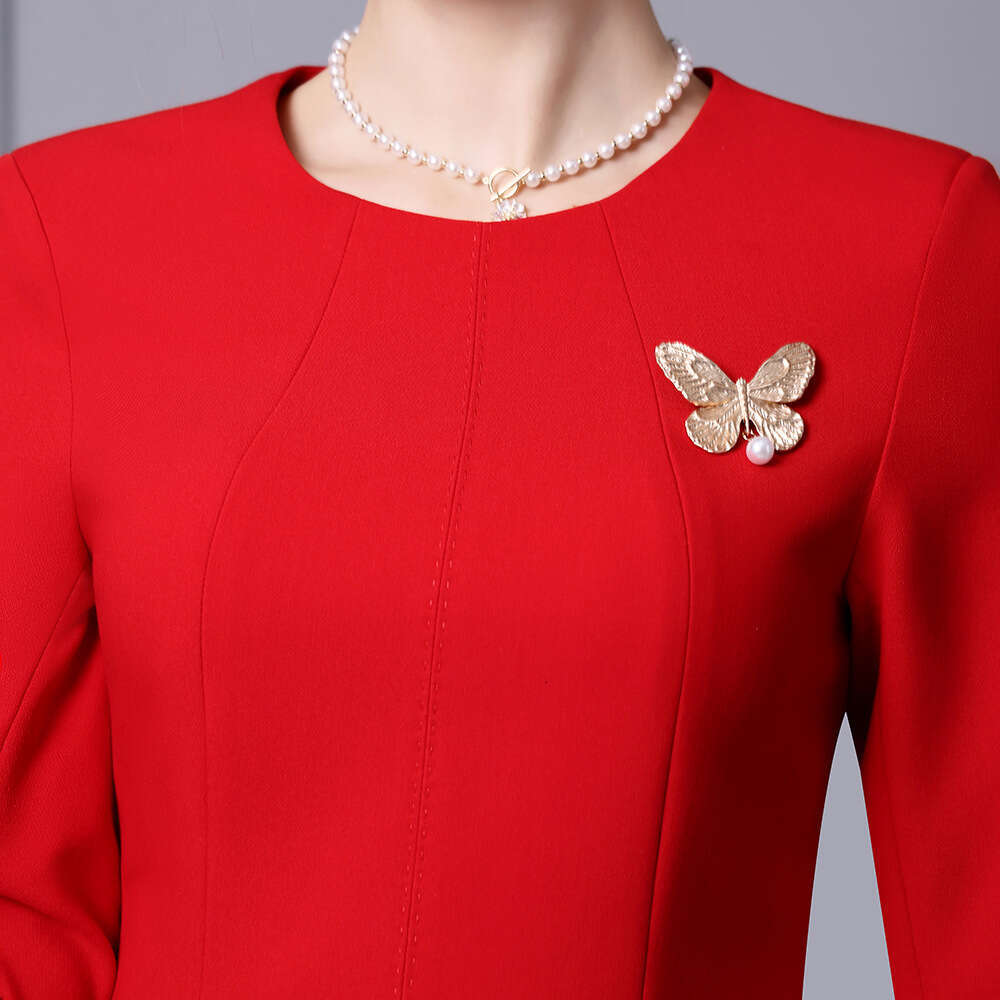 Smart high-end red dress that highlights height thinness unique seven quarter sleeve A-line skirt Spring and Autumn 2024 new collection